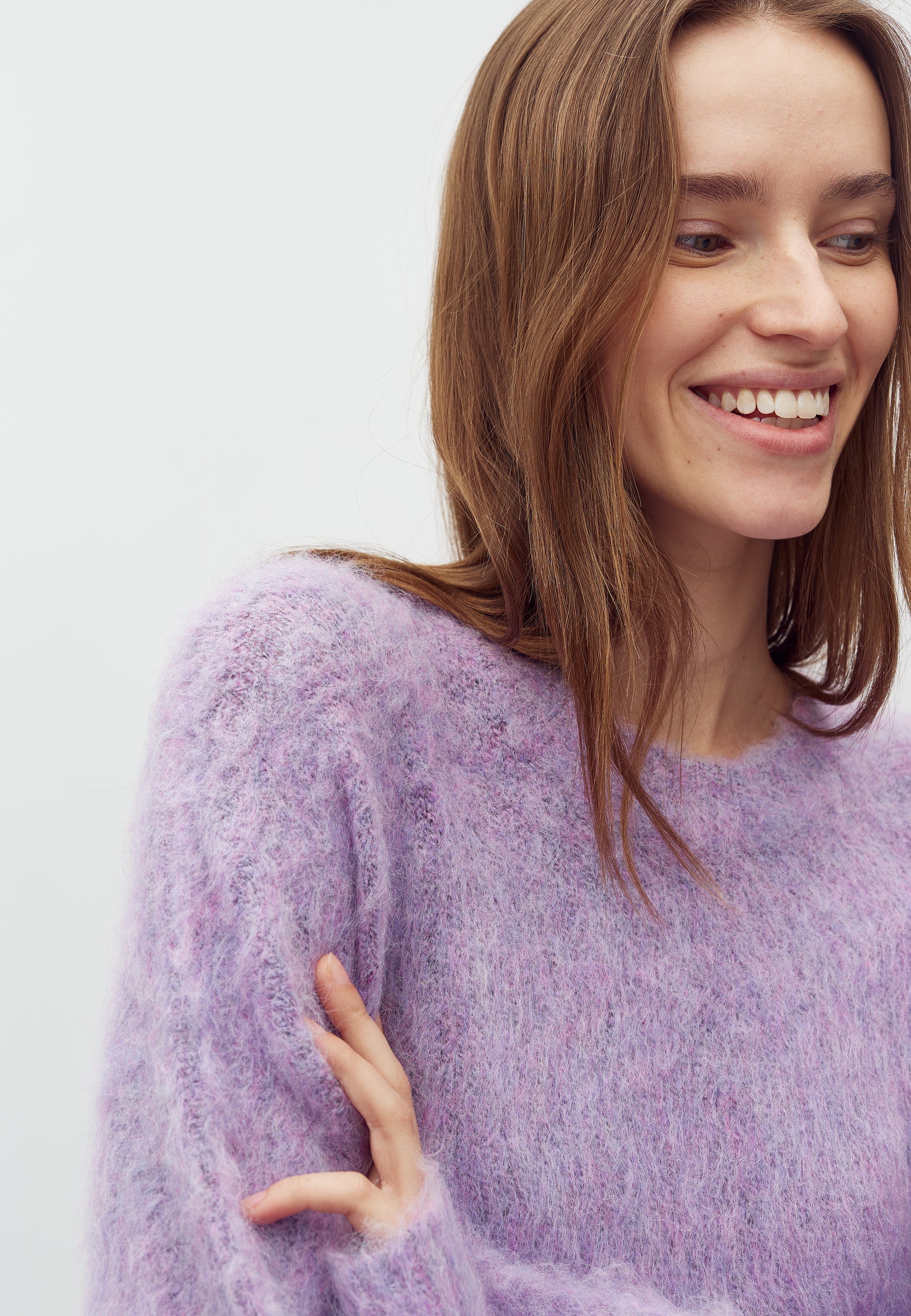 Gillis-M_Gentle Violet Melange_Model_3
