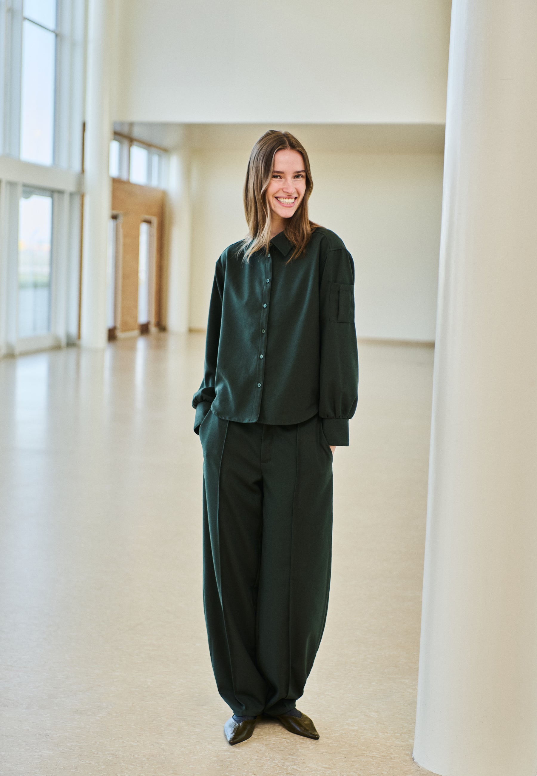 Cammia-M_Pine Green_Image_1