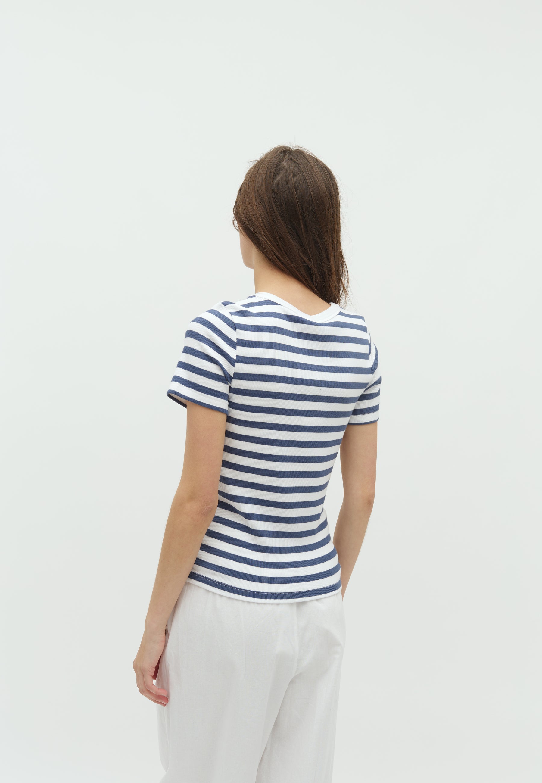 Otis-M_White Indigo Stripe_Model_2