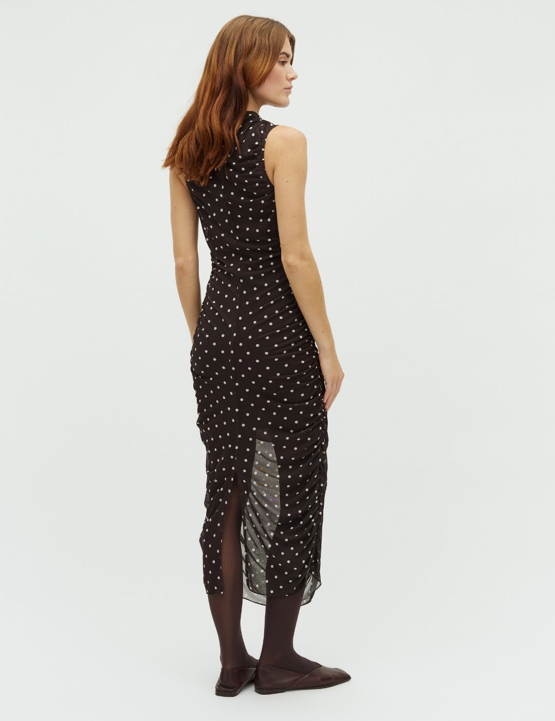 Esthe-M_Java Dots_Model_2