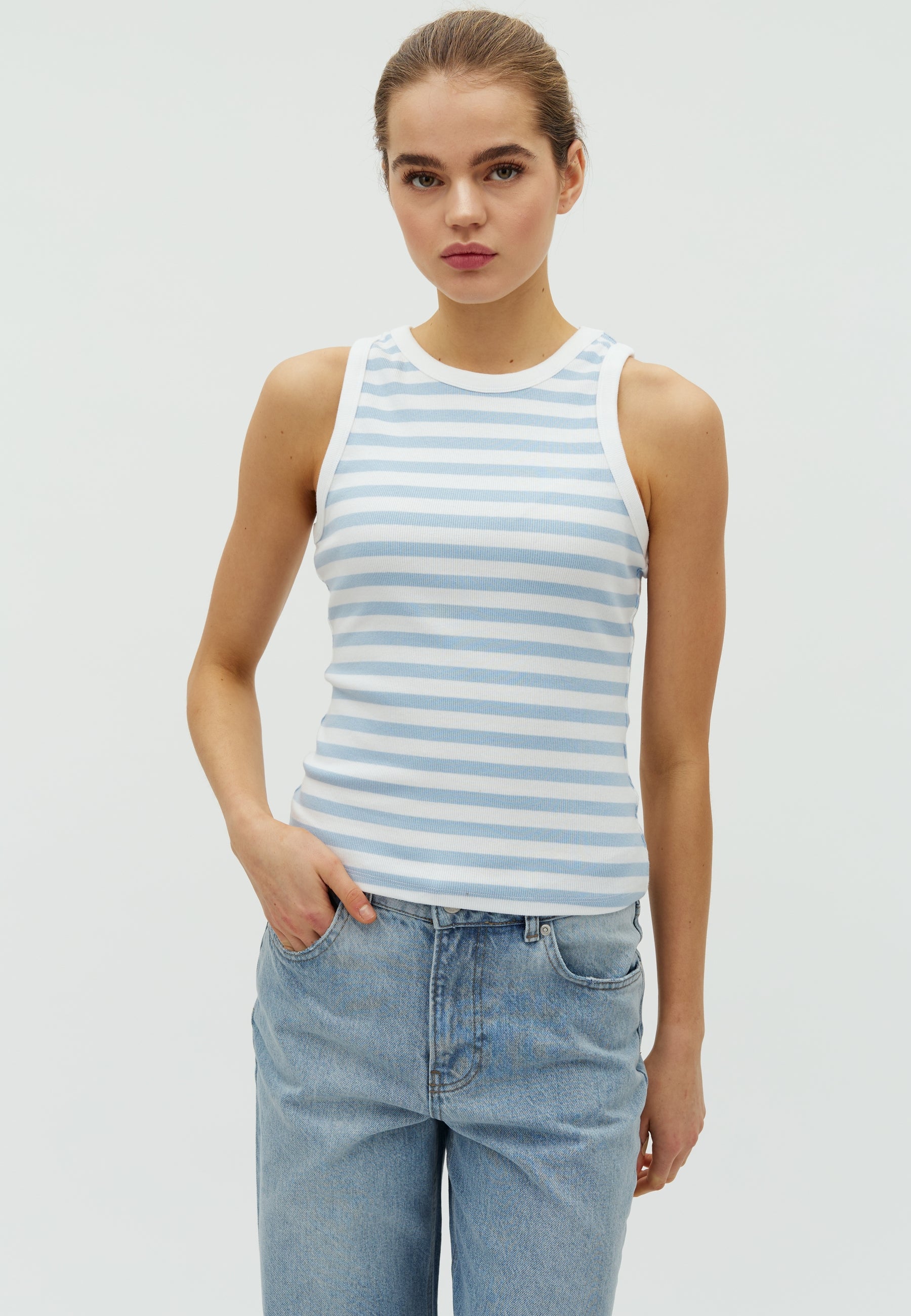 Jaxson-M_Classic Blue Stripe_Model_0