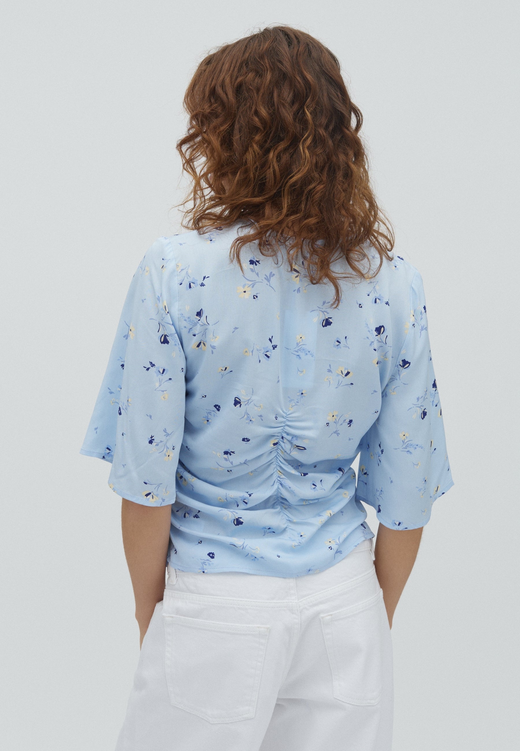 Mohana-M_Lupir Print Blue_Model_2