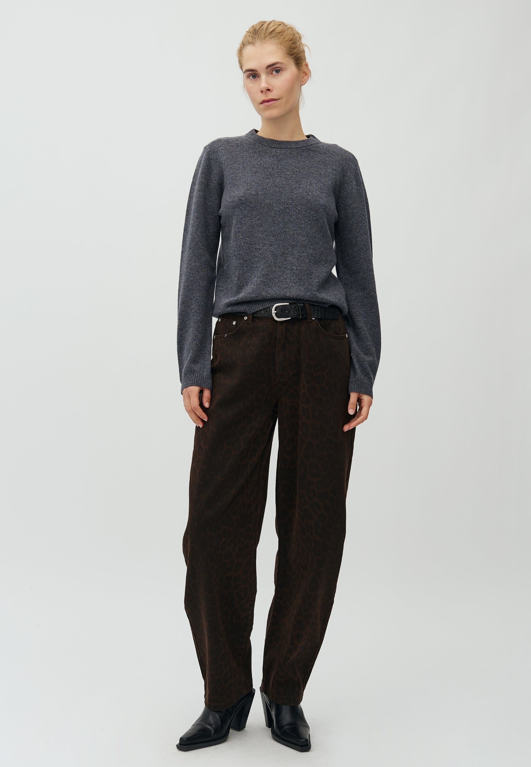 Bou-M_Java Leo_Model_0