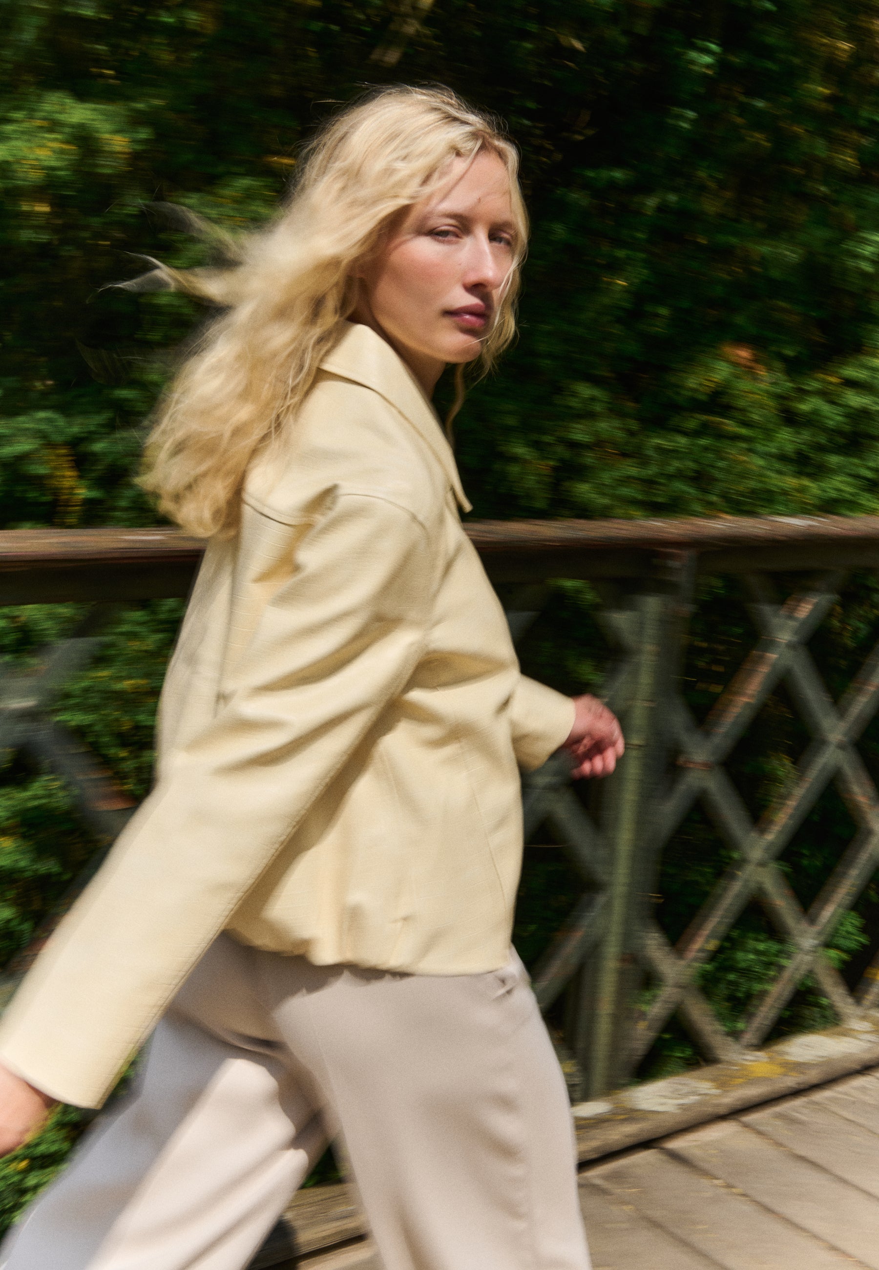 Vevine-M_Summer Yellow_Image_6