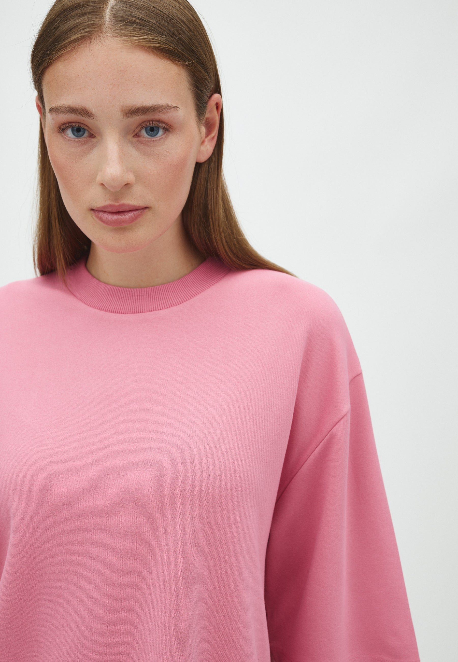 Emrys-M_Wild Rose_Model_1