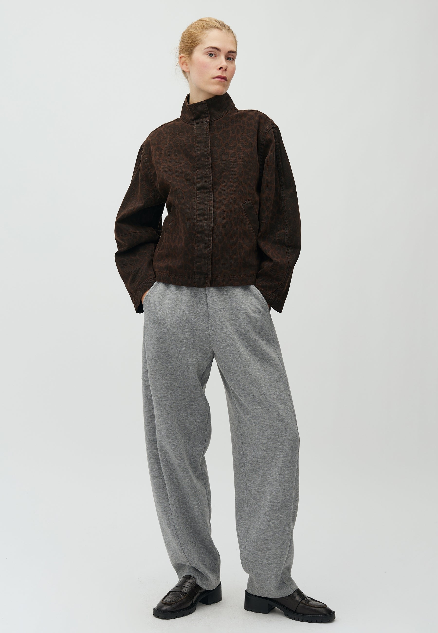 Helana-M_Java Leo_Model_3