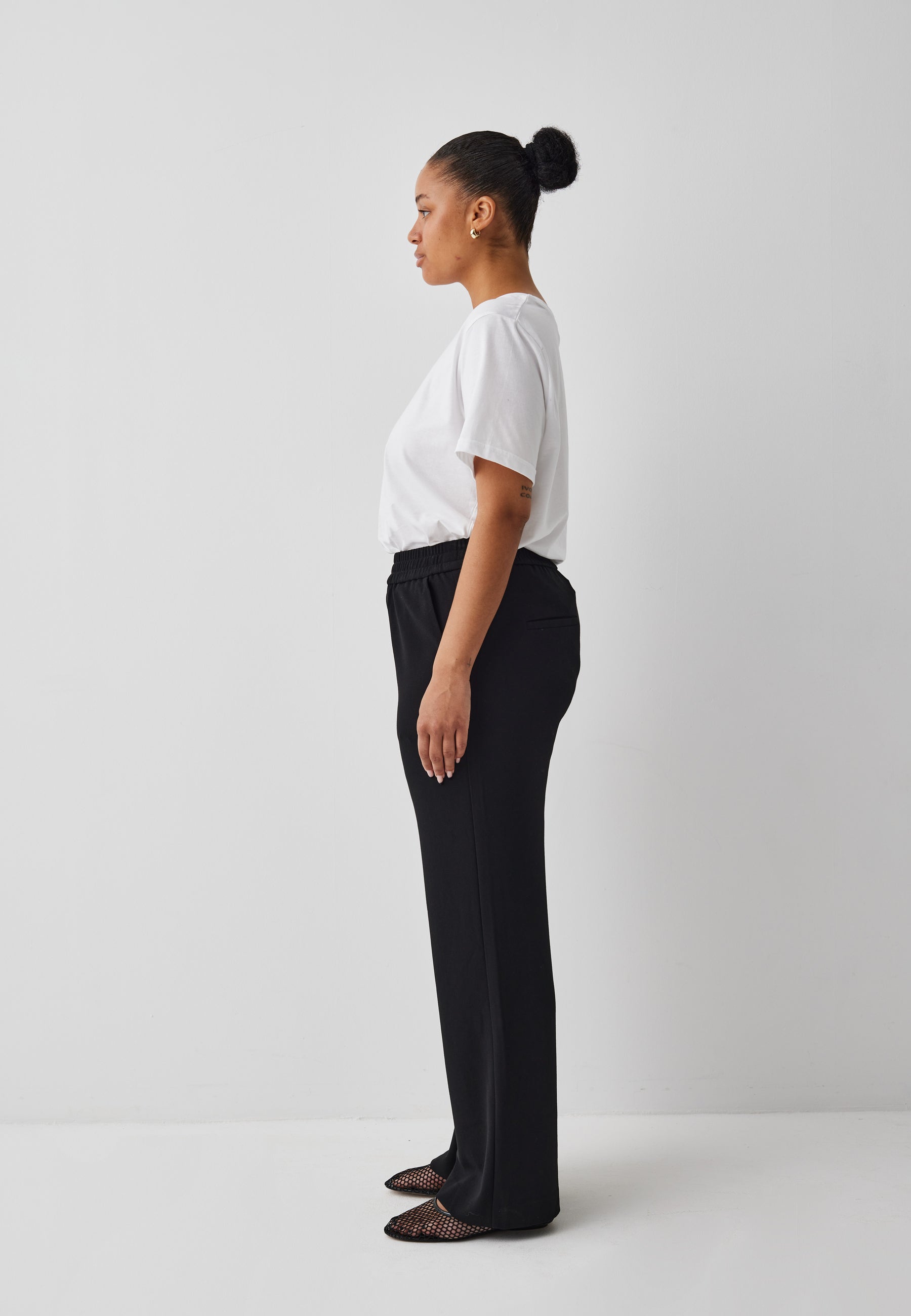 Phillipa_Black_Model_