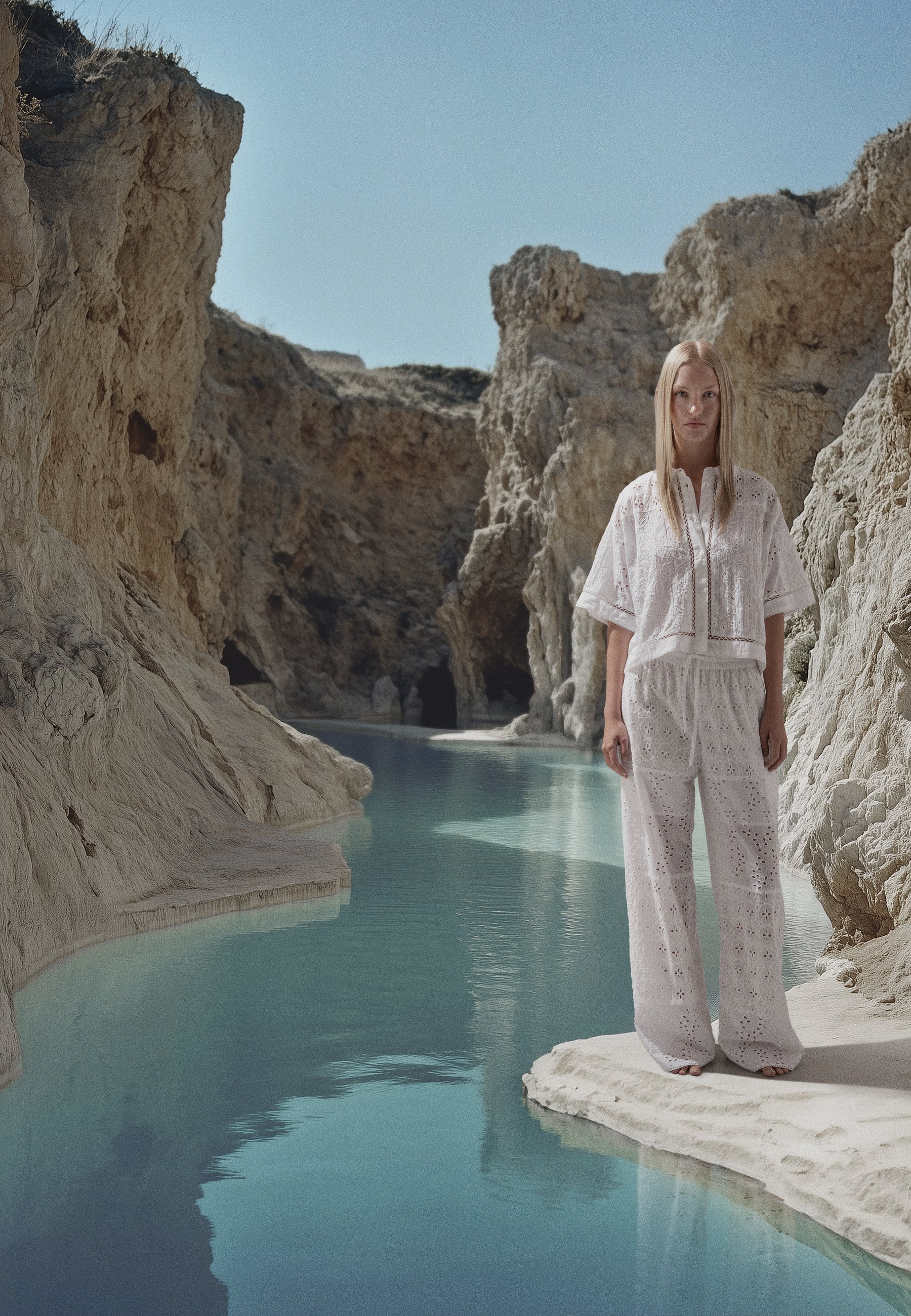 Sonja-M_White_Image_0