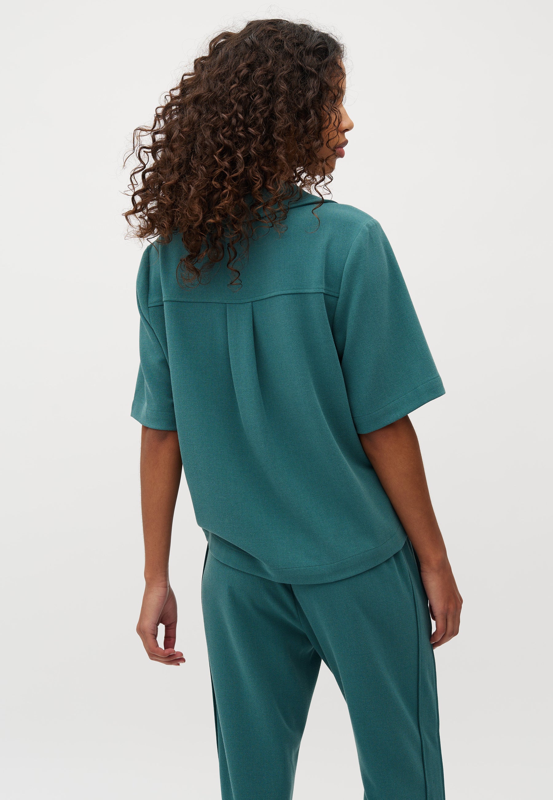 Darci-M_Mediterra_Model_2