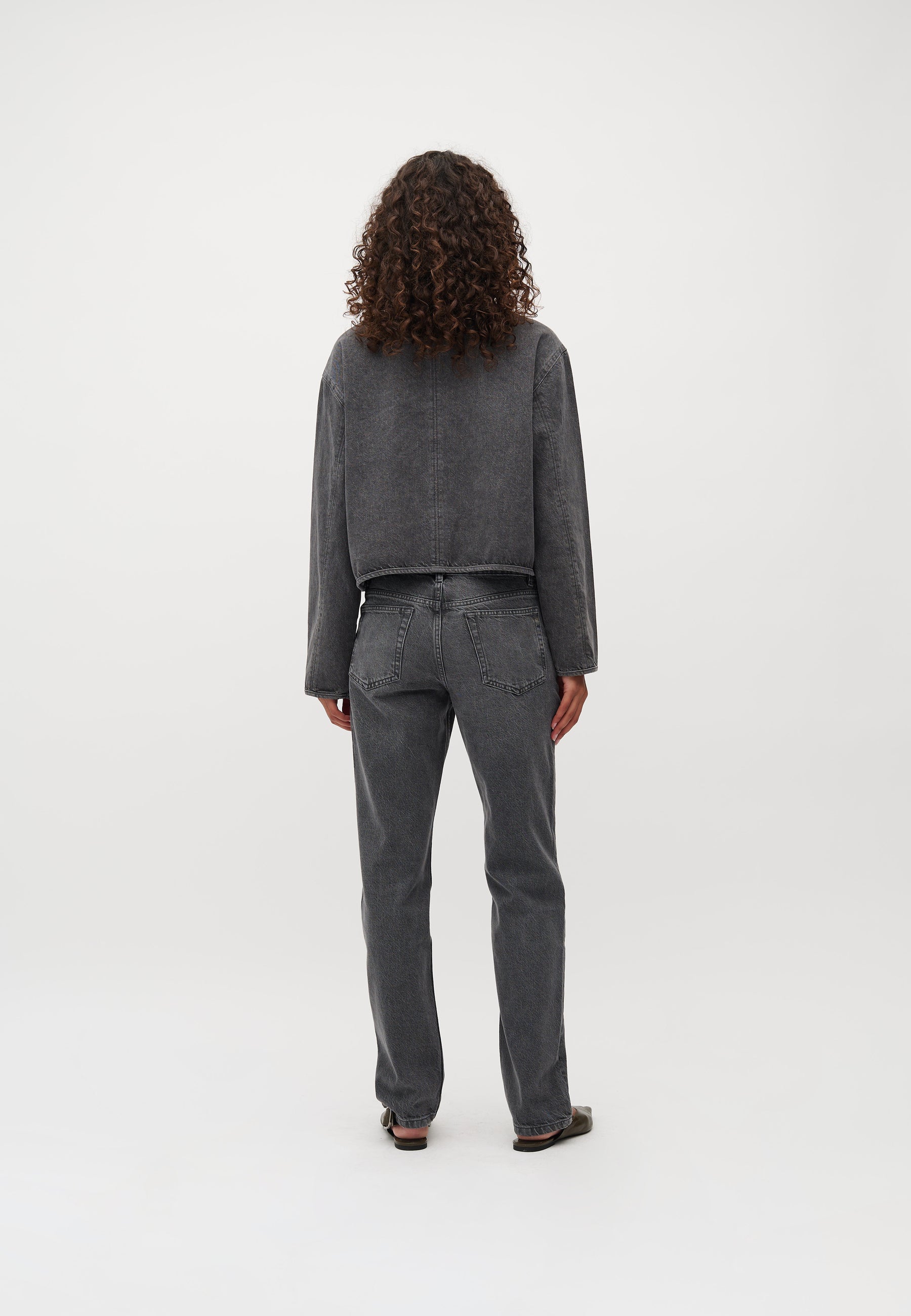 Jays-M_Grey Wash_Model_3