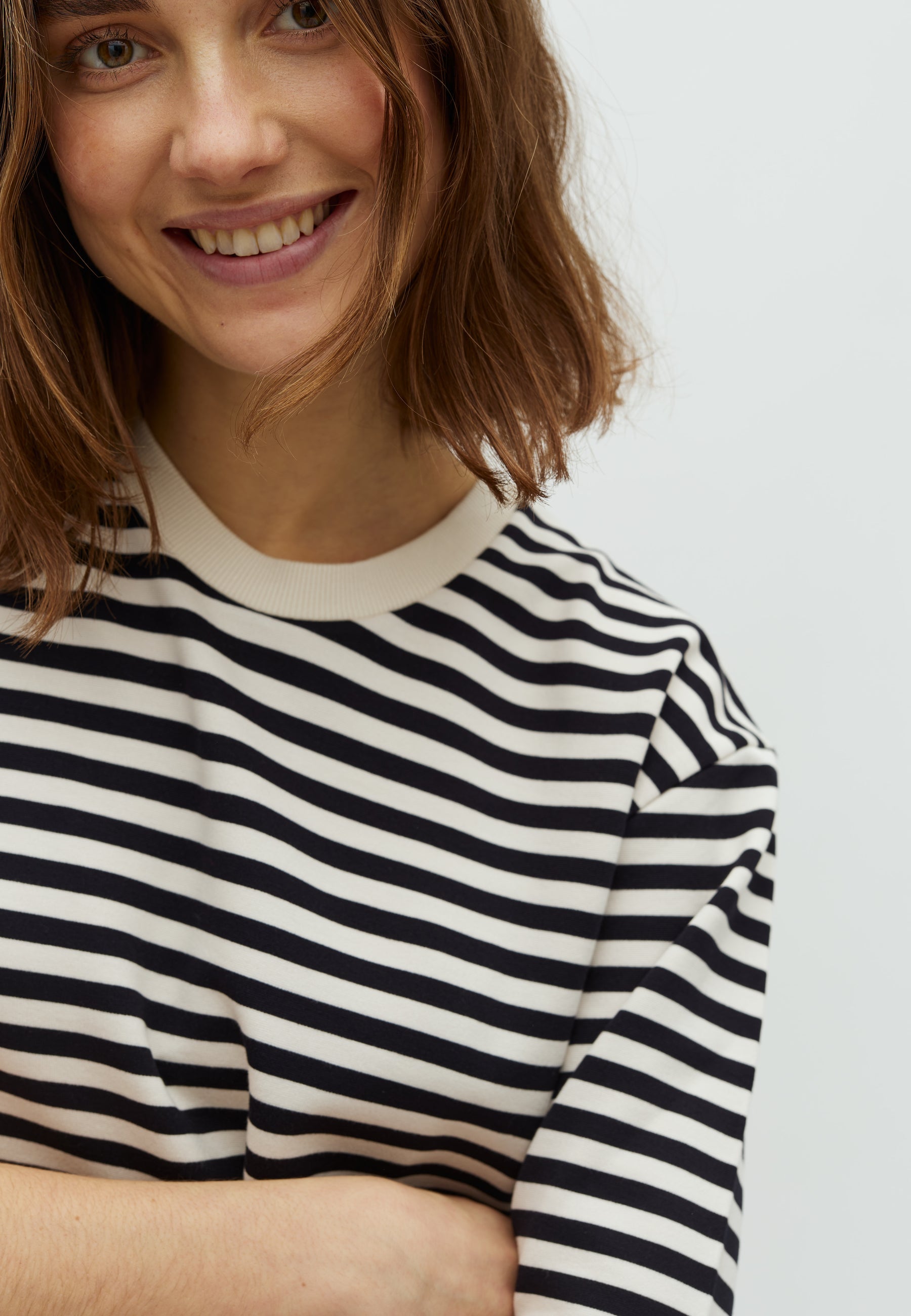 Emrys-M_Night Sky Sugar Stripe_Model_1