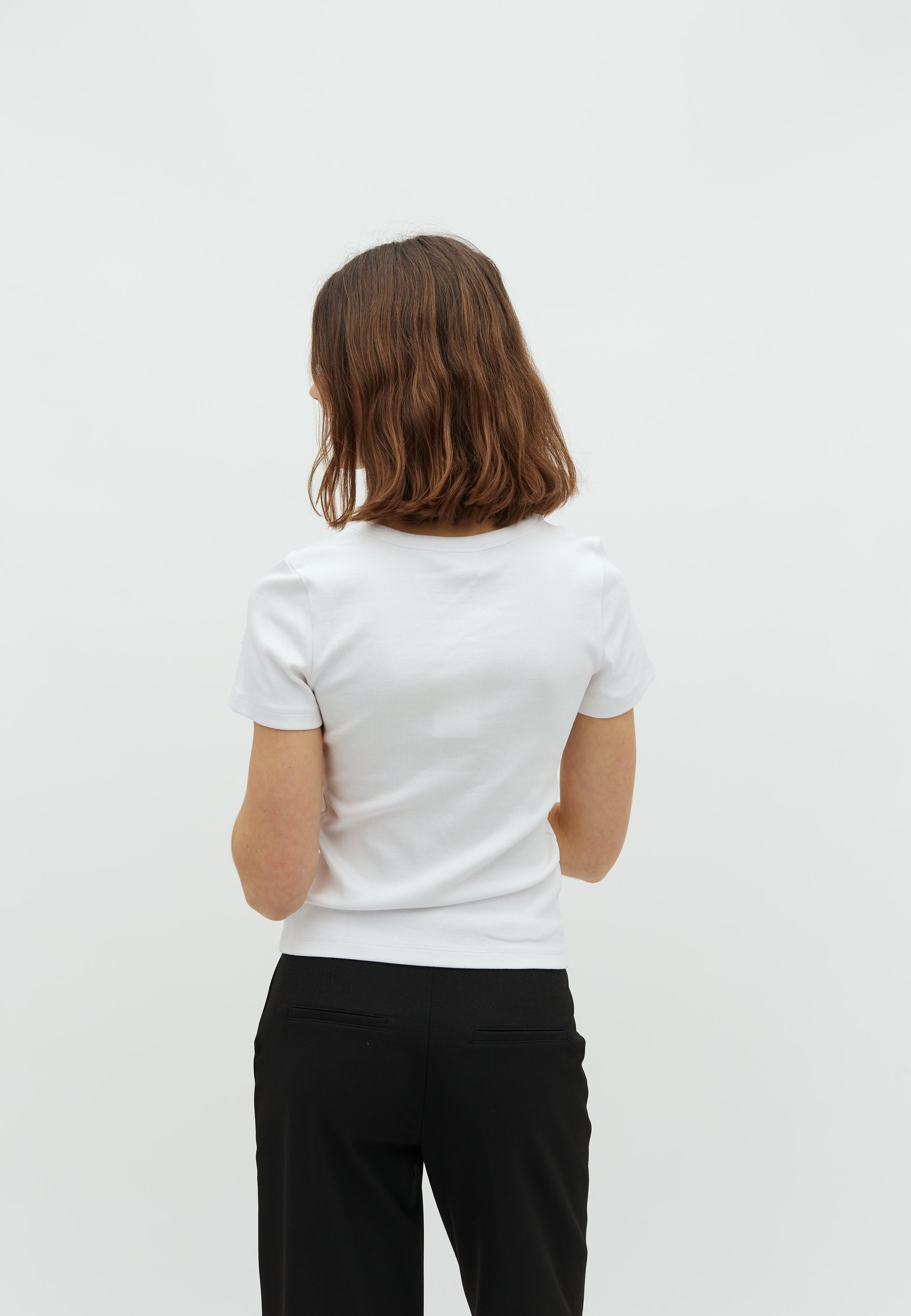 Otis-M_White_Model_2