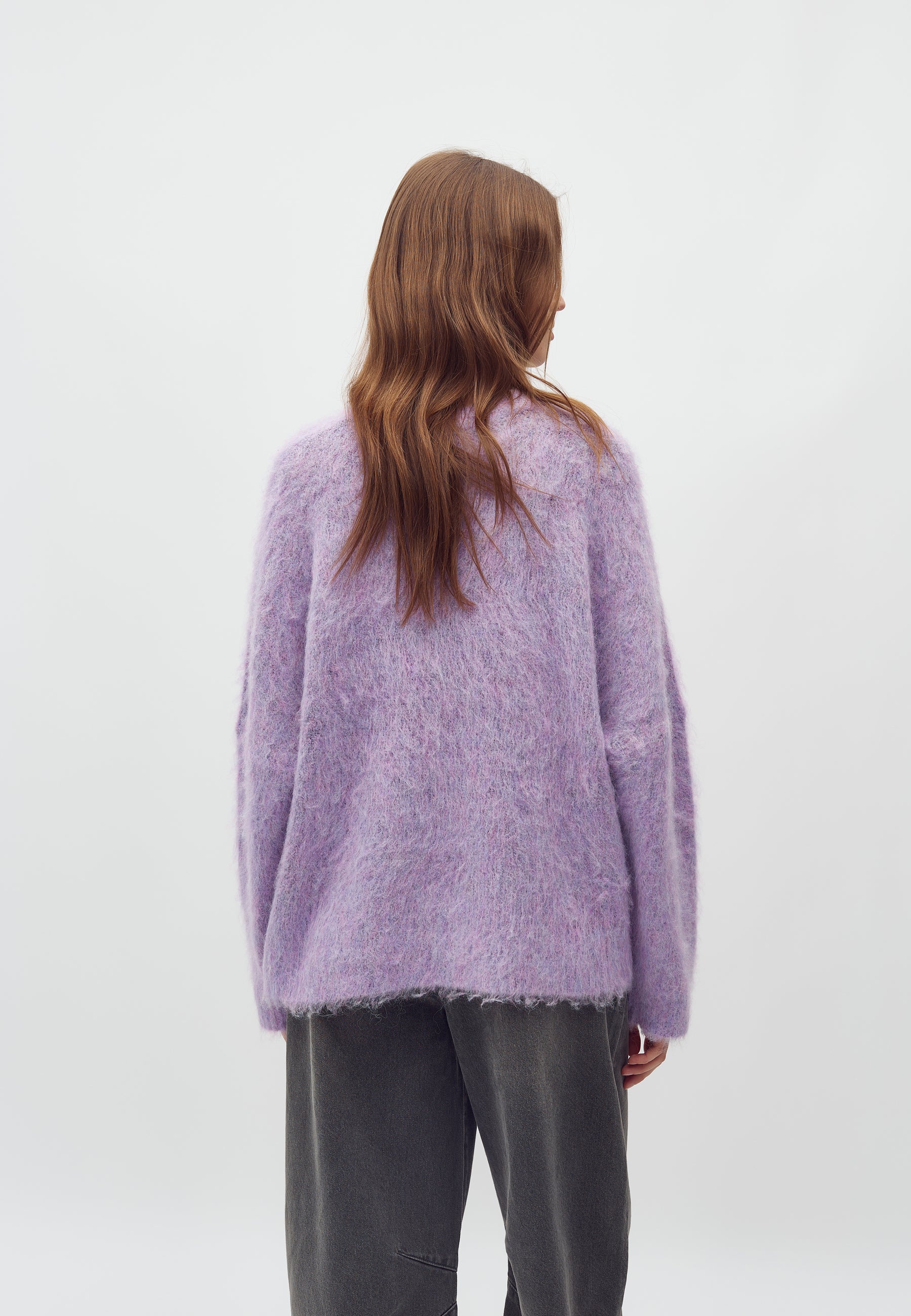 Gillis-M_Gentle Violet Melange_Model_4