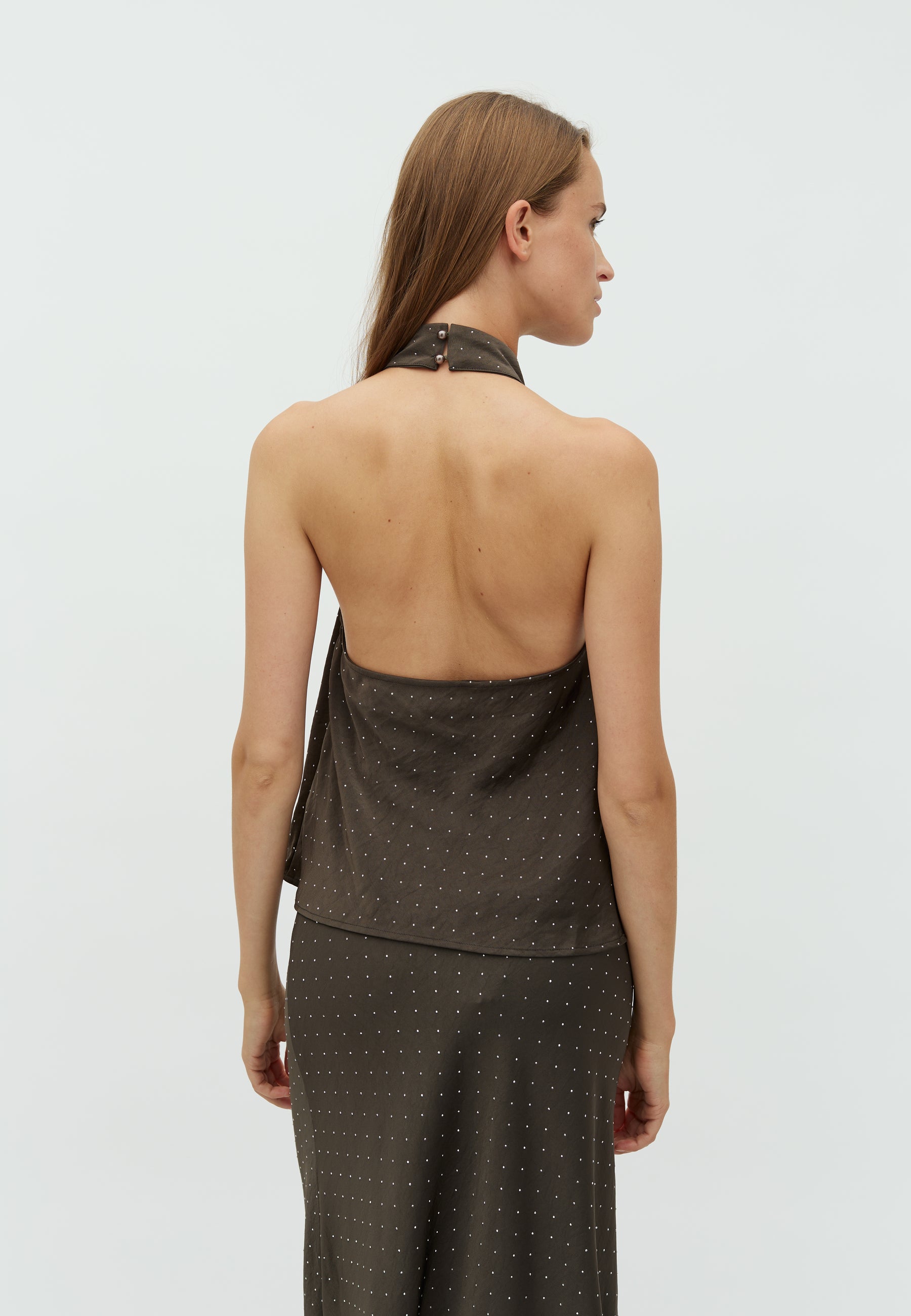 Zuzela-M_Dark Grey_Model_2