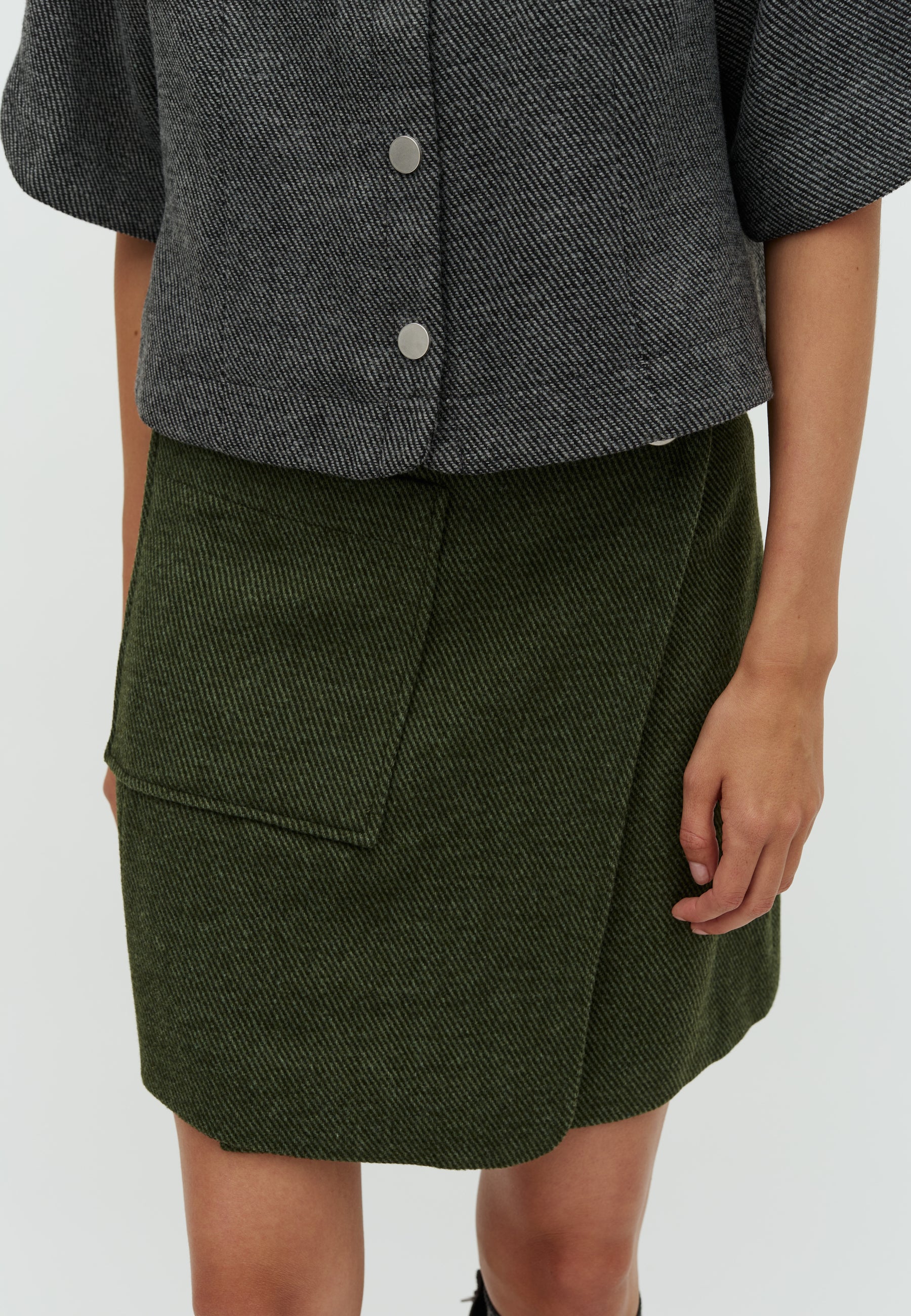 Kayanna-M_Army Twill_Model_1