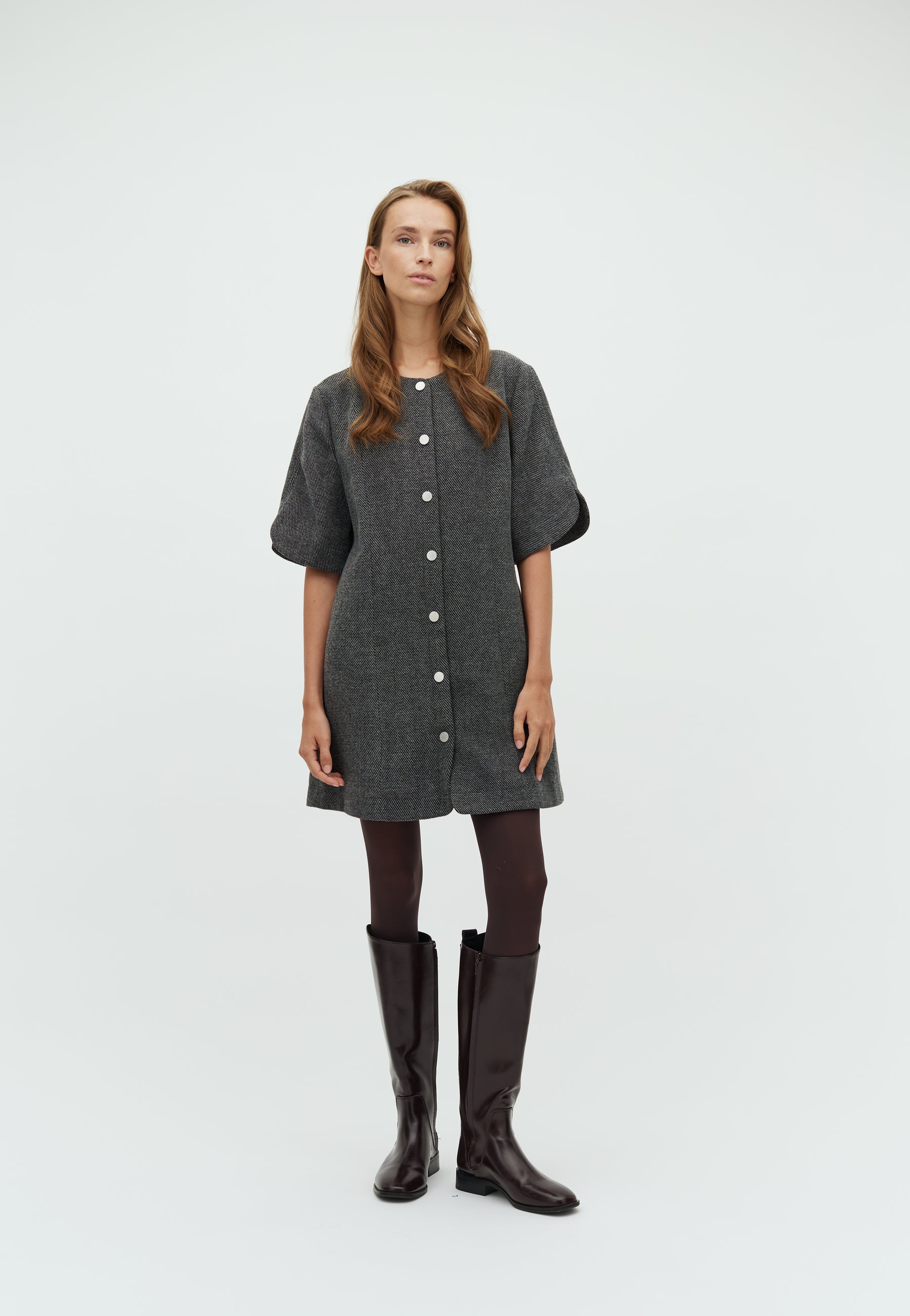 Baomino-M_Black Twill_Model_4