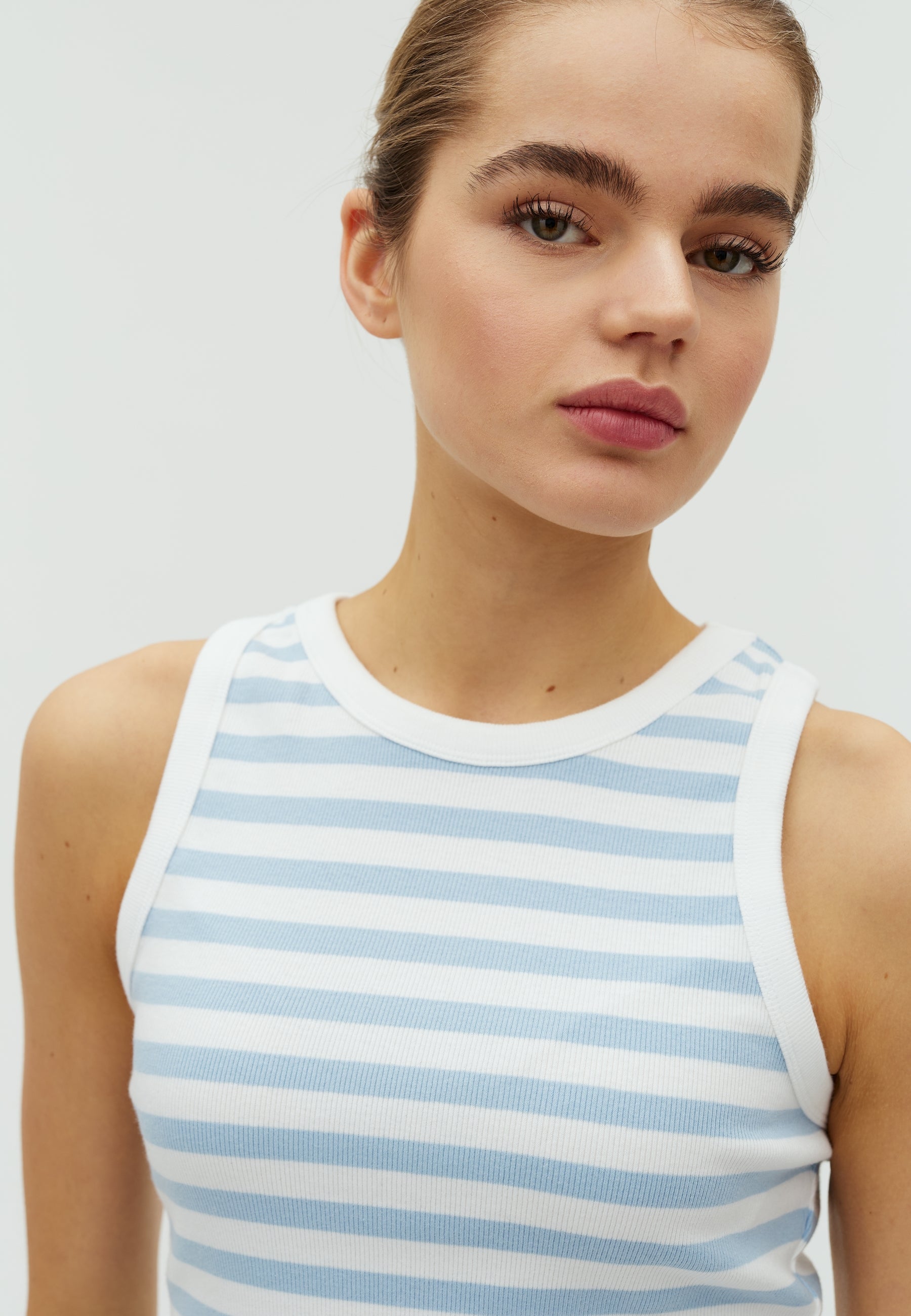 Jaxson-M_Classic Blue Stripe_Model_1