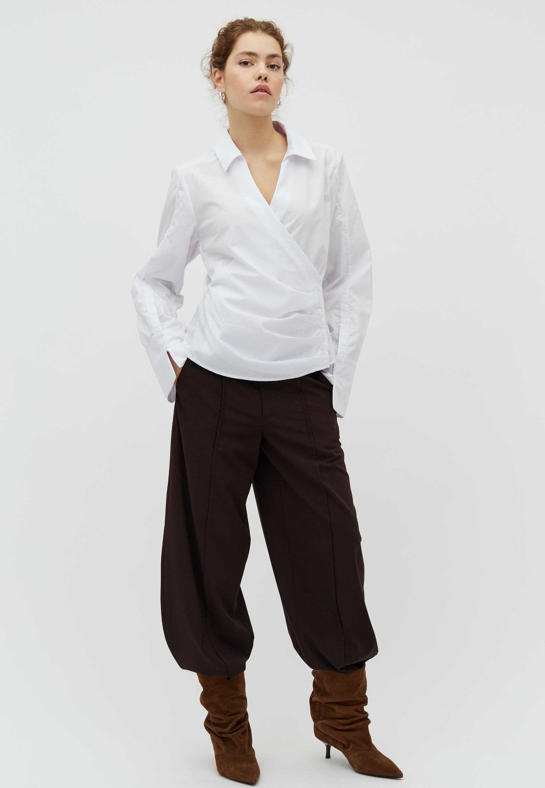 Gerri-M_White_Model_3