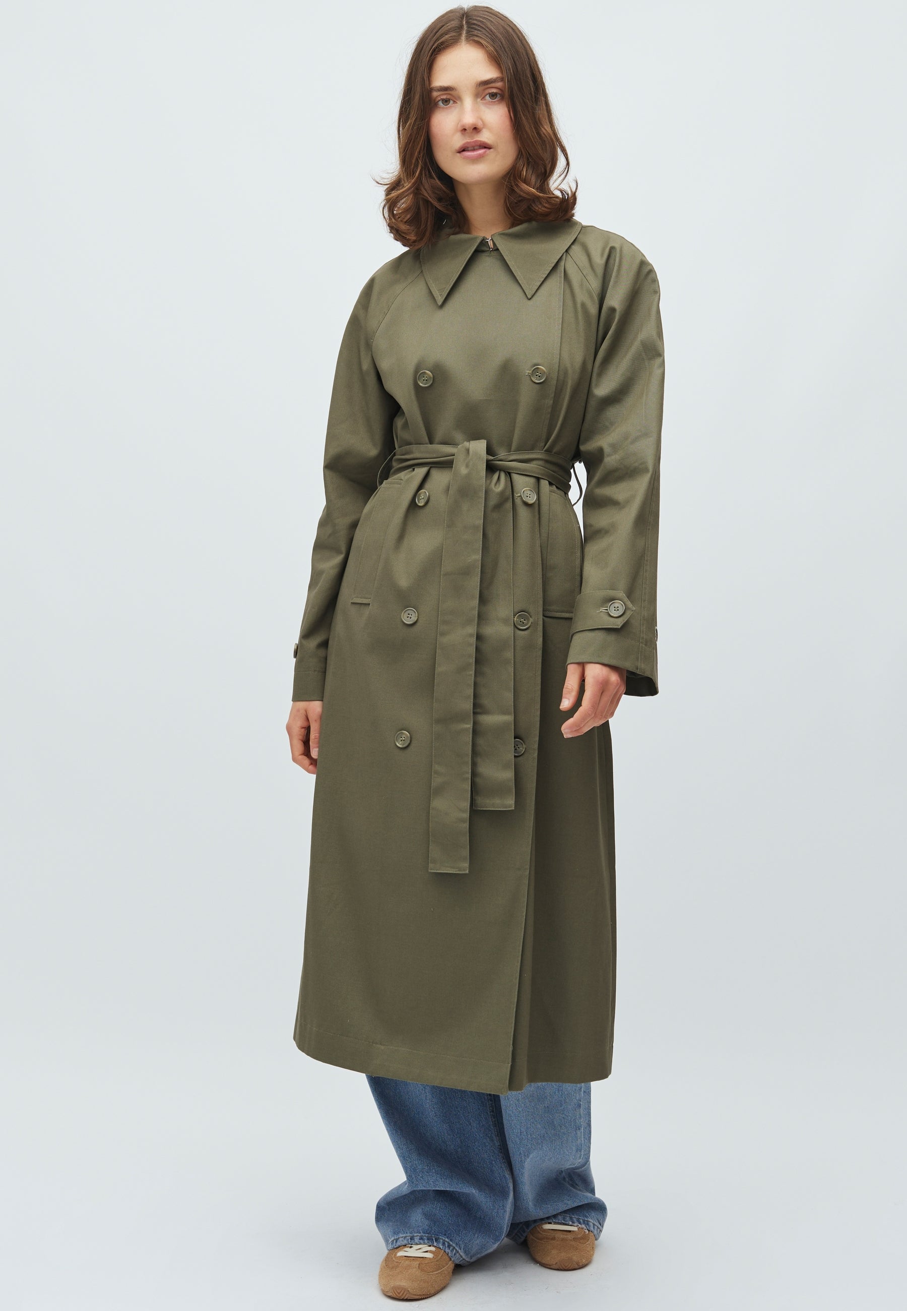 Odonna B-M_Dusty Olive_Model_0