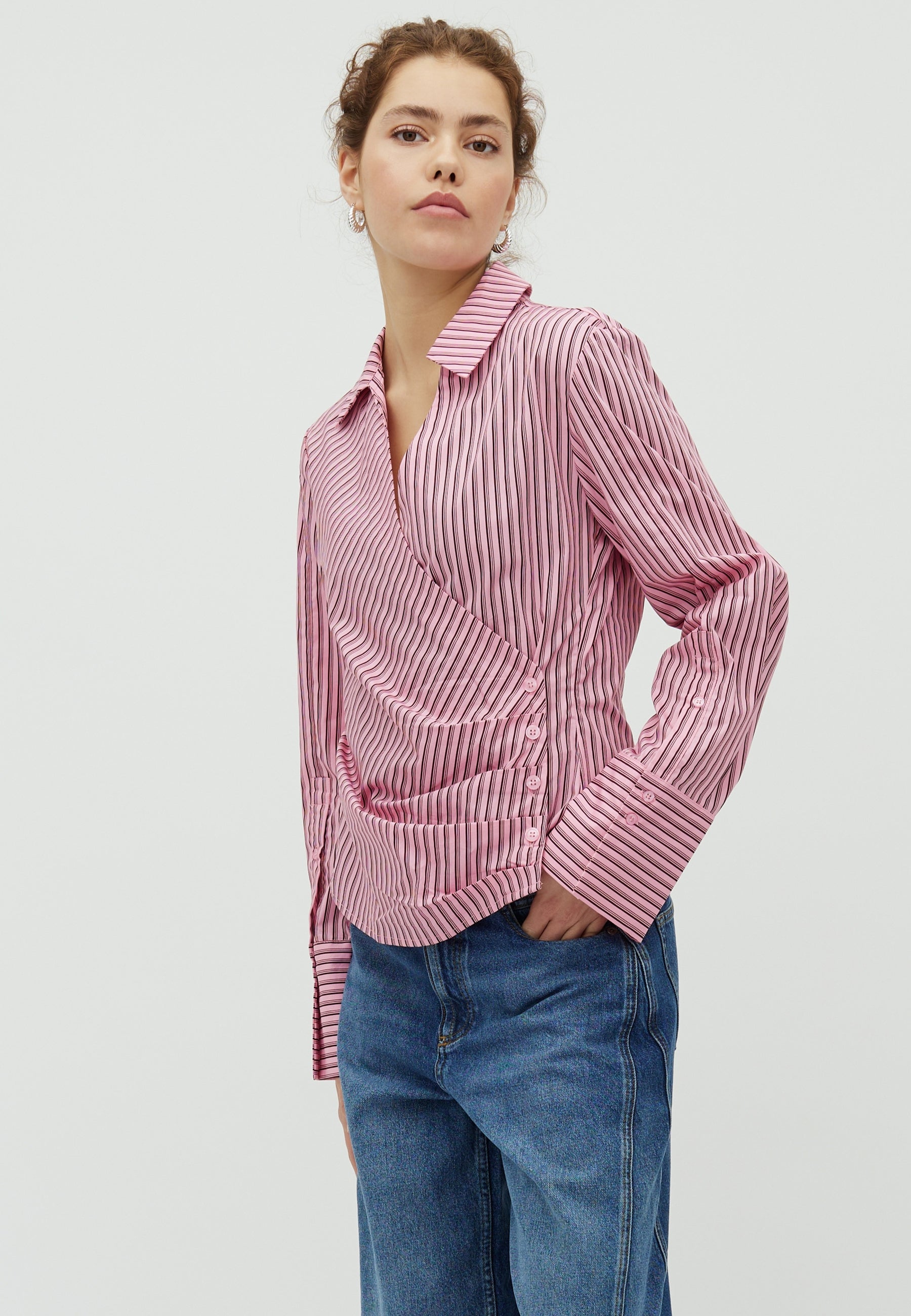 Gerri-M_Pink Bordeaux Stripe_Model_0