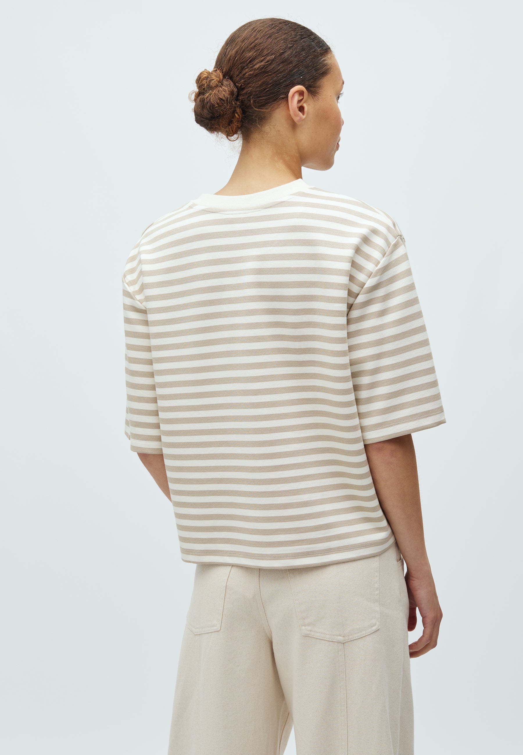 Emrys-M_Island Fossil Sugar Stripe_Model_2
