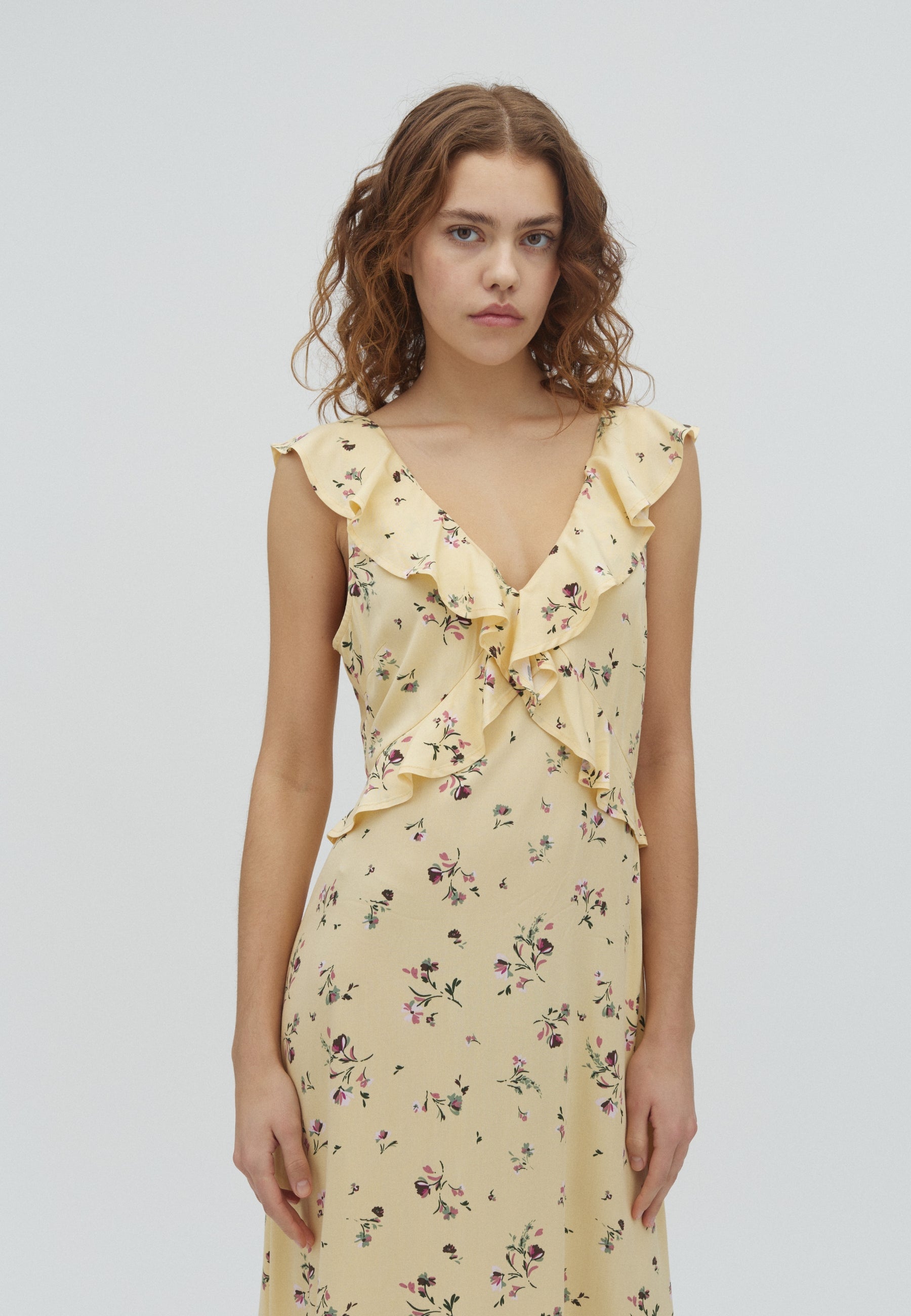 Yannie-M_Lupir Print Yellow_Model_1