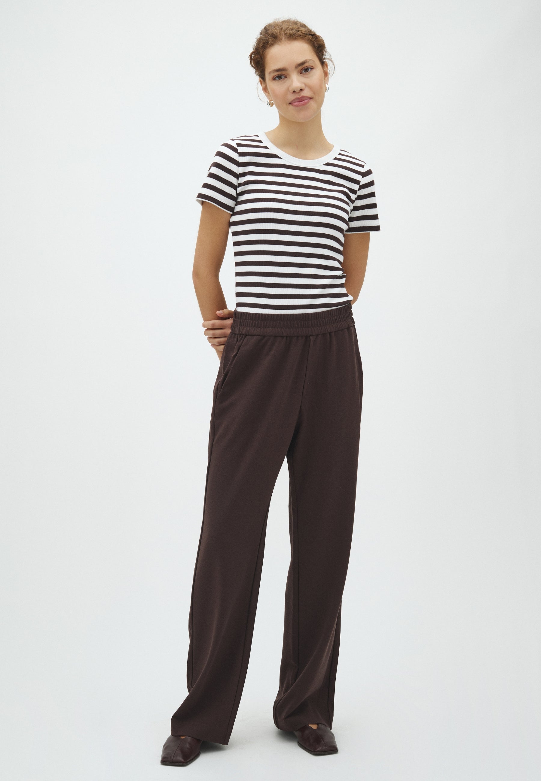 Otis-M_Java Stripe_Model_3