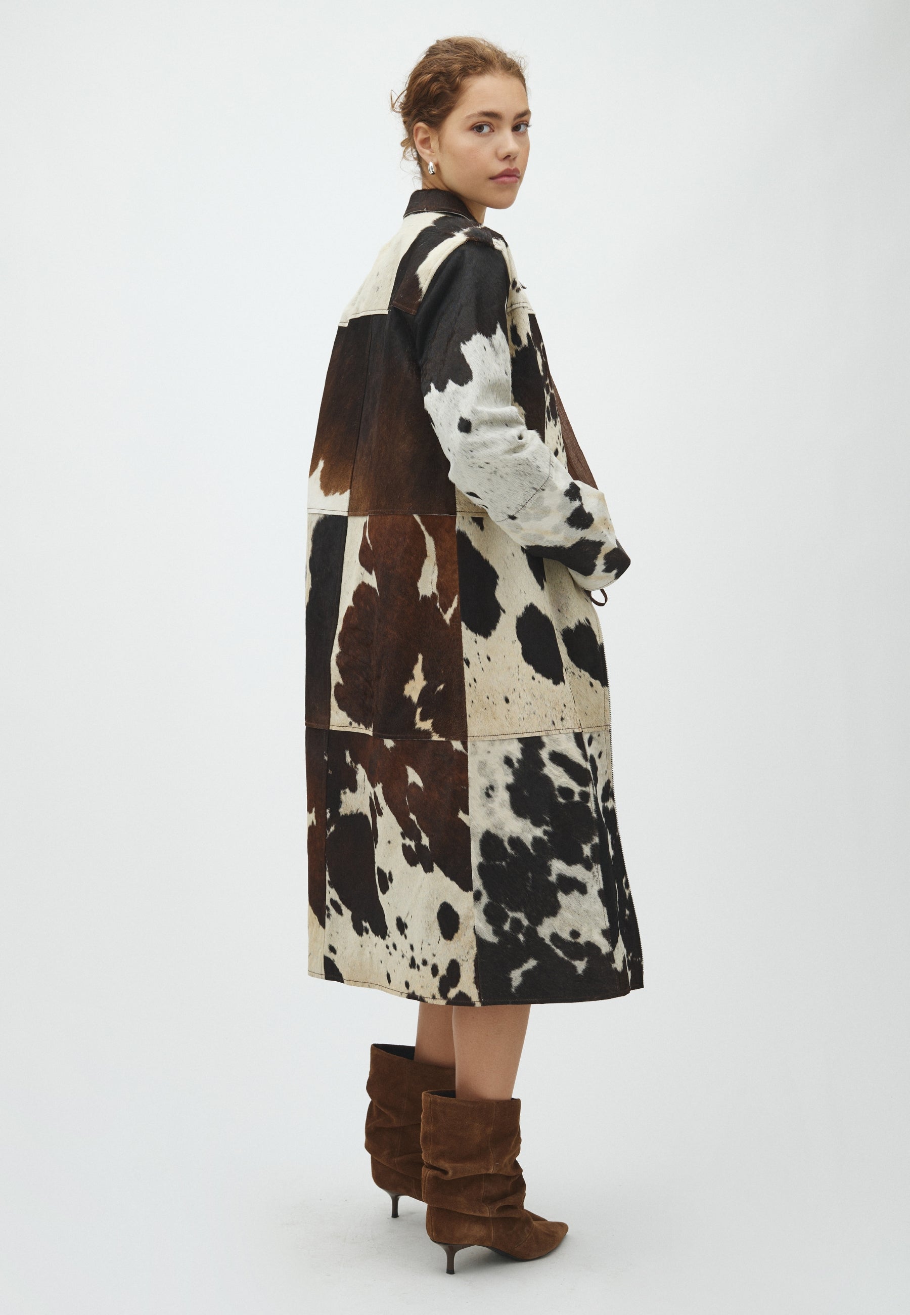 Josse-M_Brown Cow_Model_0